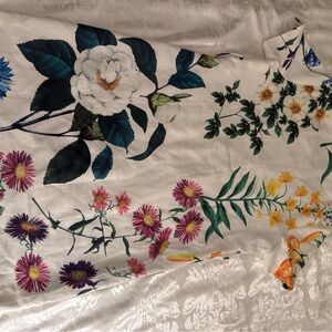 Cocomo Vibrant Floral Top